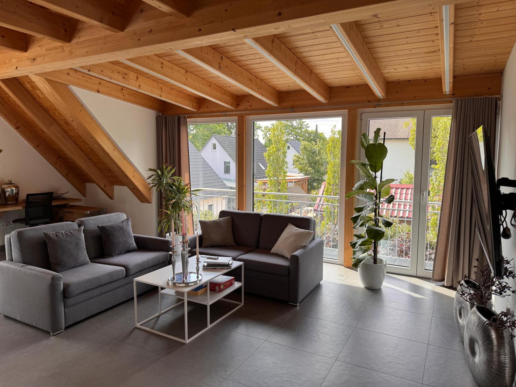 Moderne Ferienunterkunft/Wohnung Burgthann Exterior photo